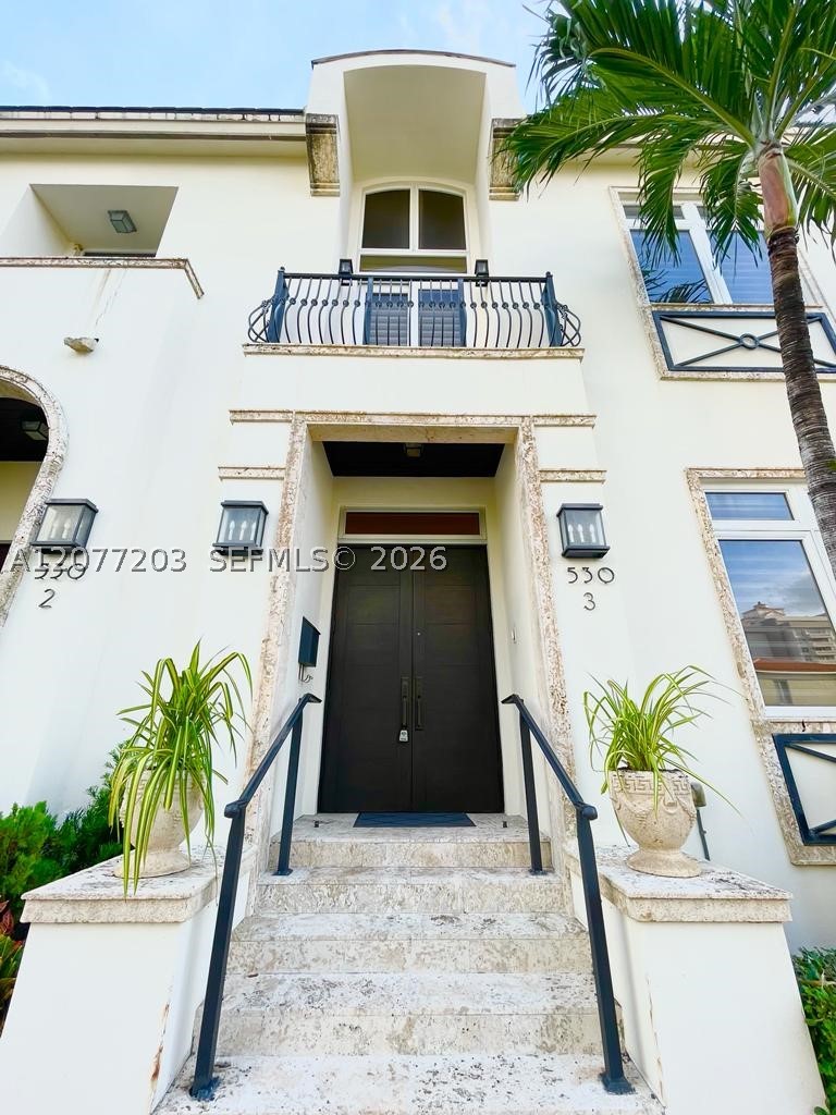 530 Valencia Ave #3, Coral Gables FL 33134