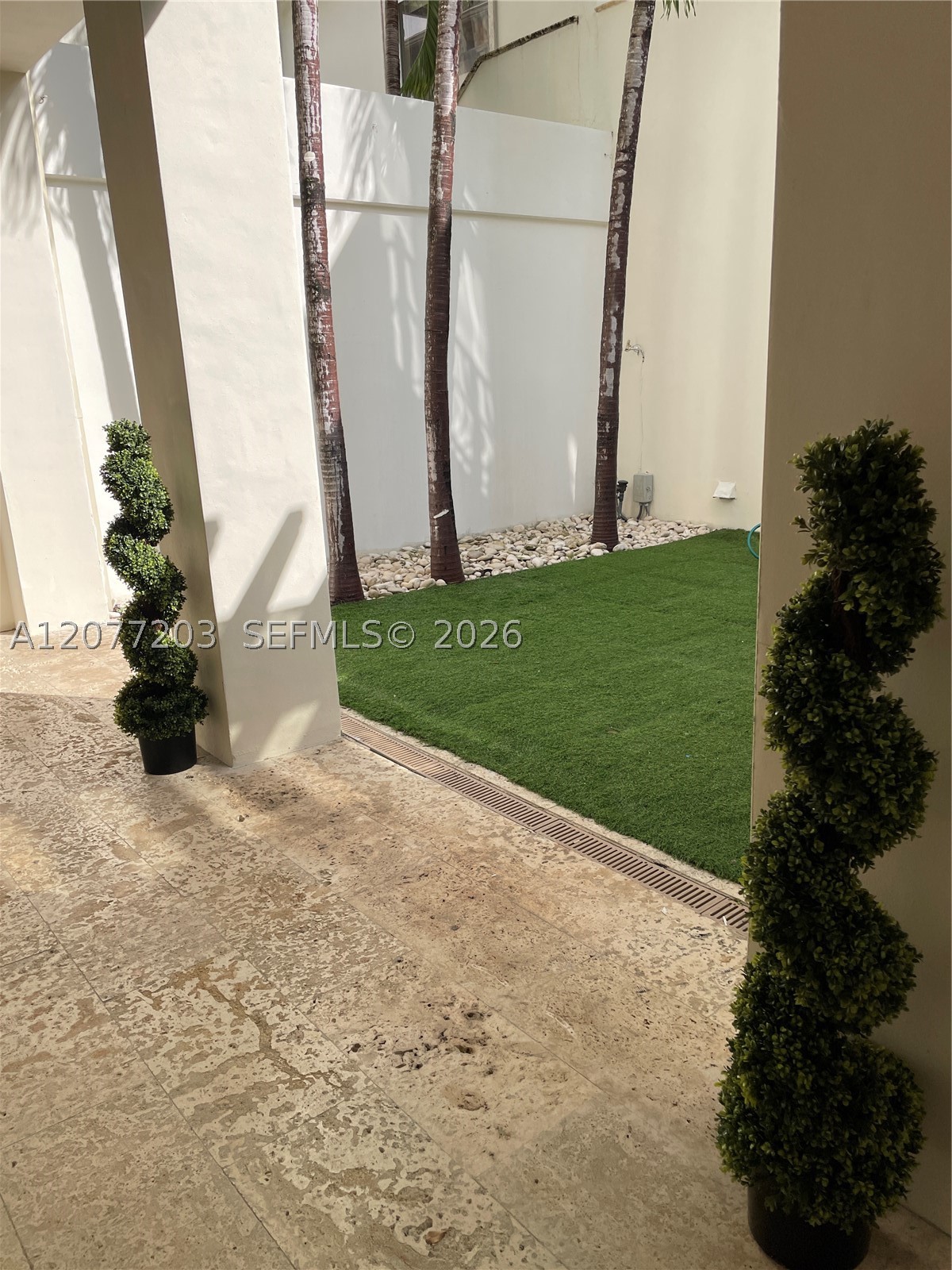 530 Valencia Ave #3, Coral Gables FL 33134