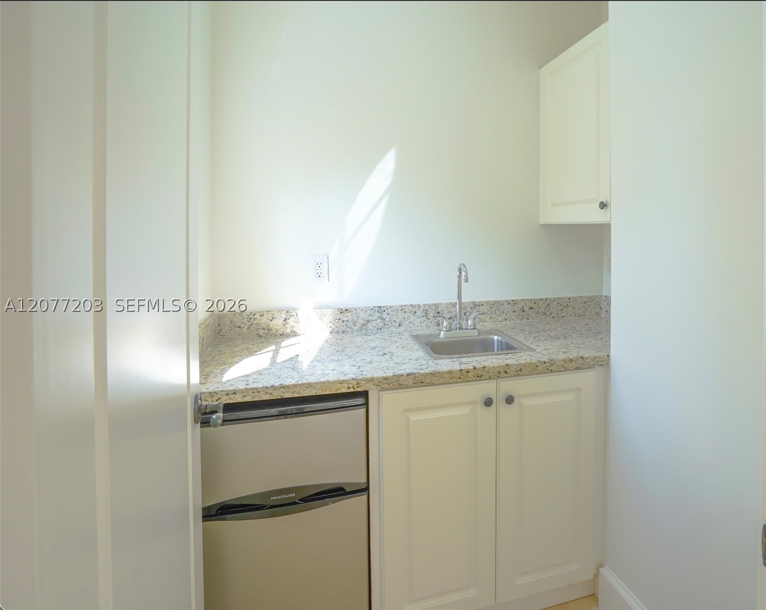 530 Valencia Ave #3, Coral Gables FL 33134