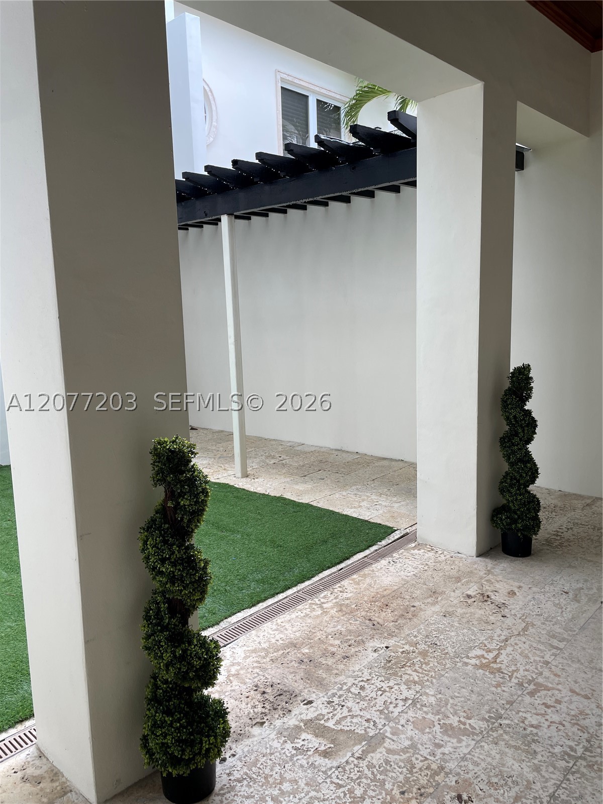 530 Valencia Ave #3, Coral Gables FL 33134