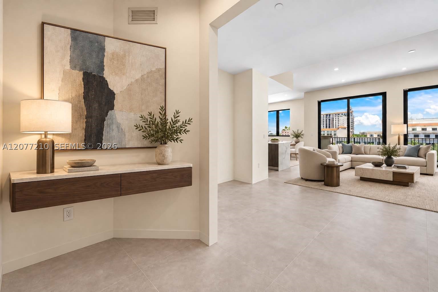 275 Giralda Ave #6A, Coral Gables FL 33134