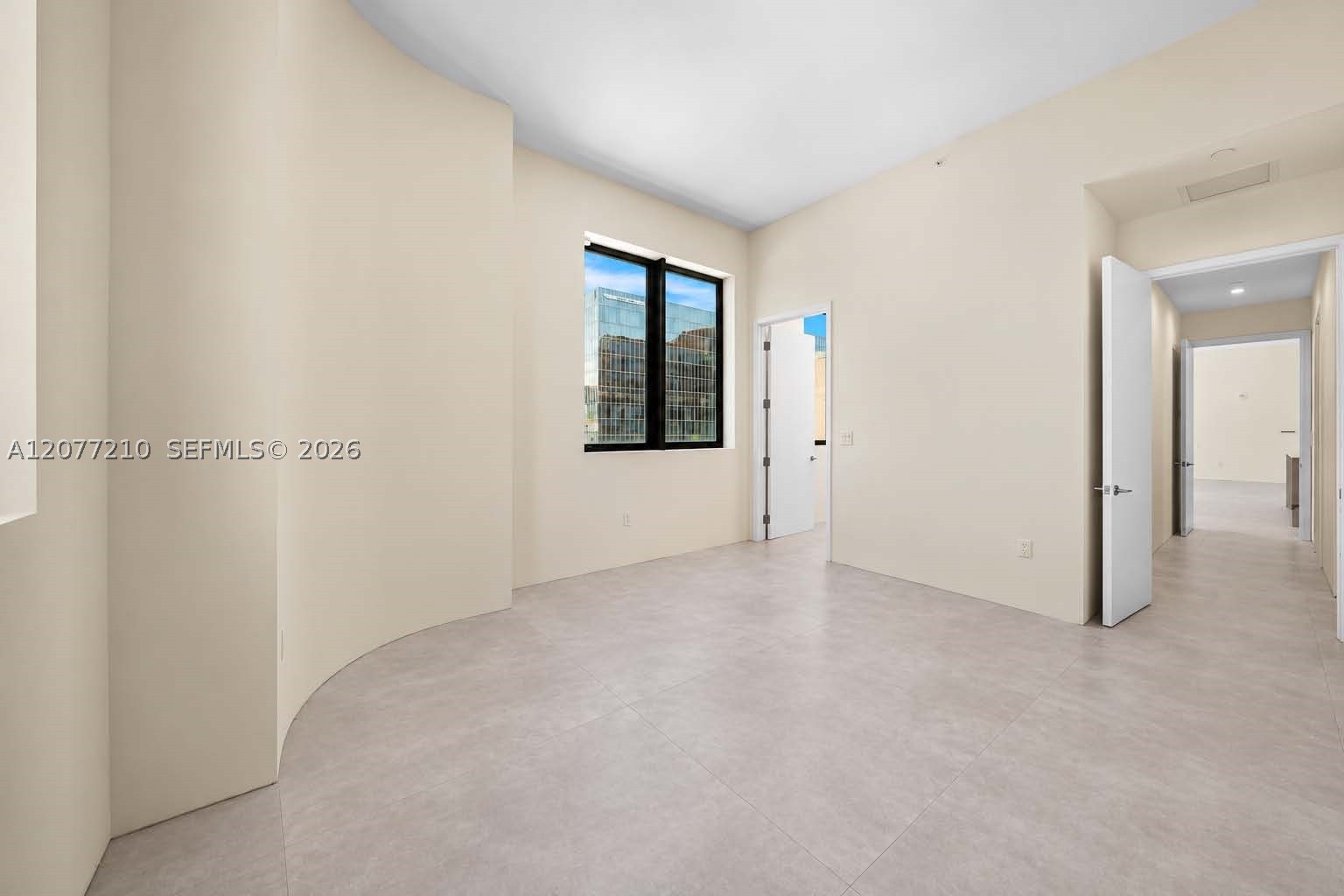 275 Giralda Ave #6A, Coral Gables FL 33134
