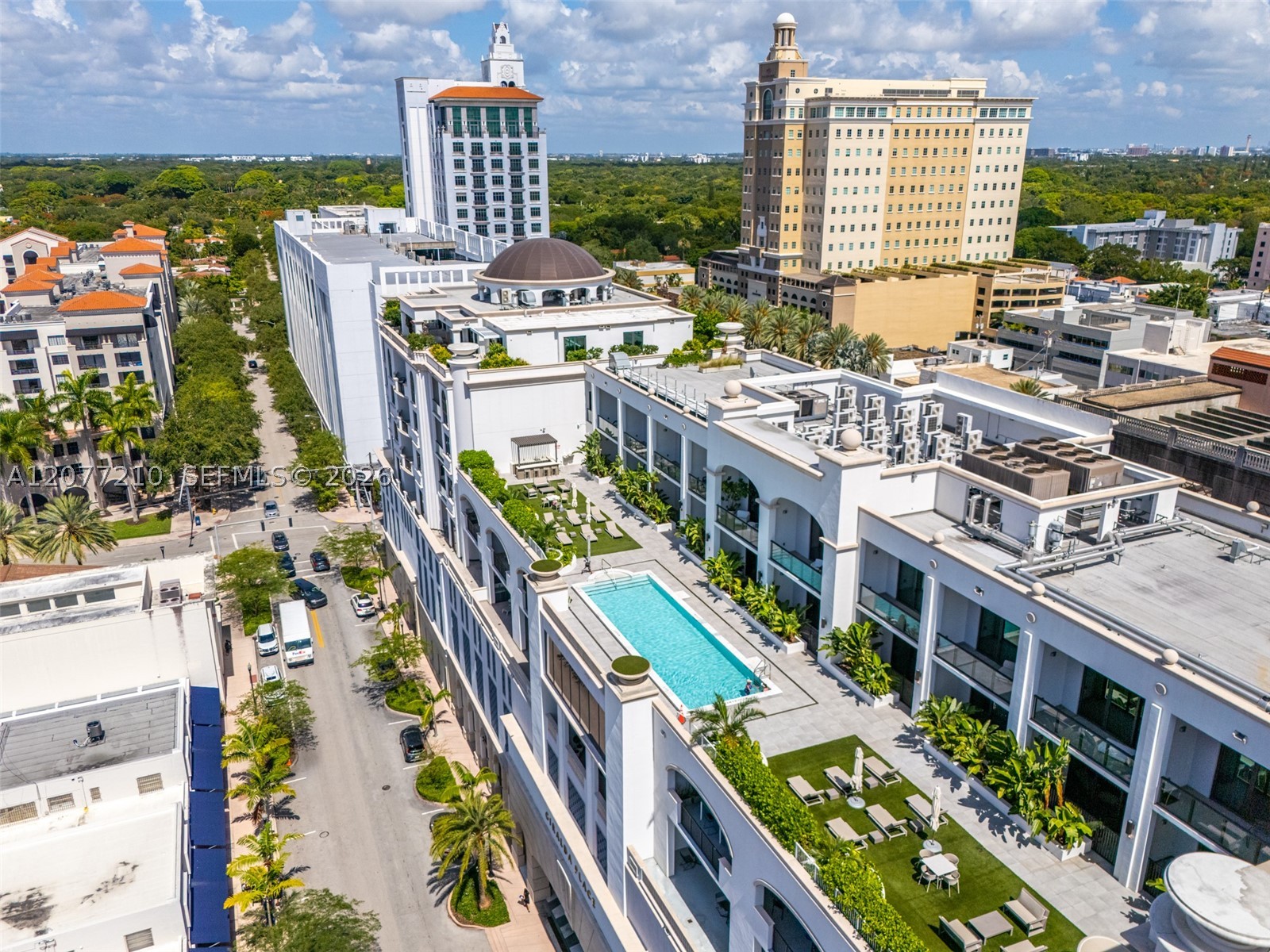 275 Giralda Ave #6A, Coral Gables FL 33134