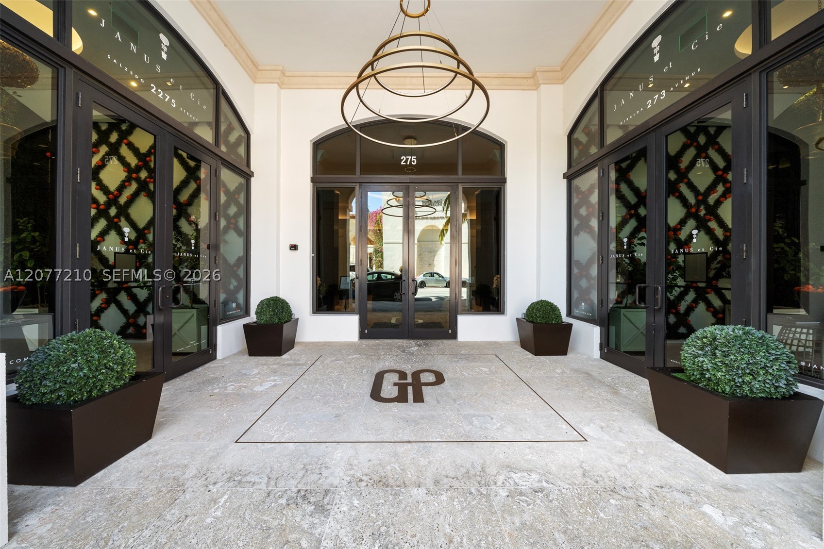 275 Giralda Ave #6A, Coral Gables FL 33134