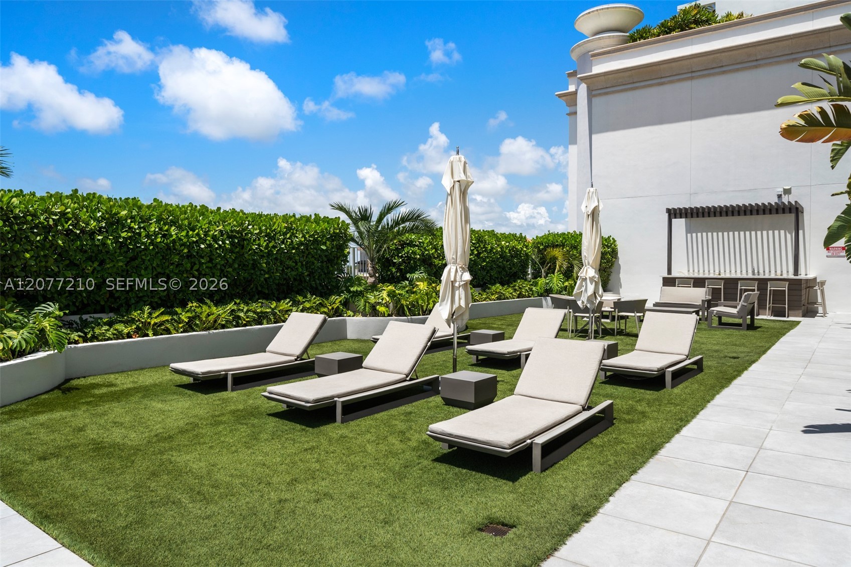 275 Giralda Ave #6A, Coral Gables FL 33134