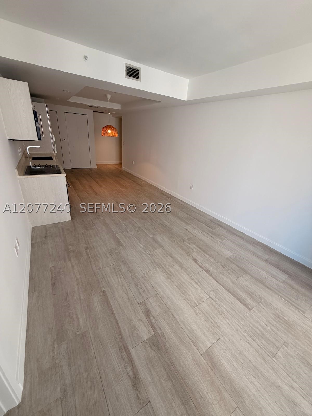 55 SW 9th St #3609, Miami FL 33130