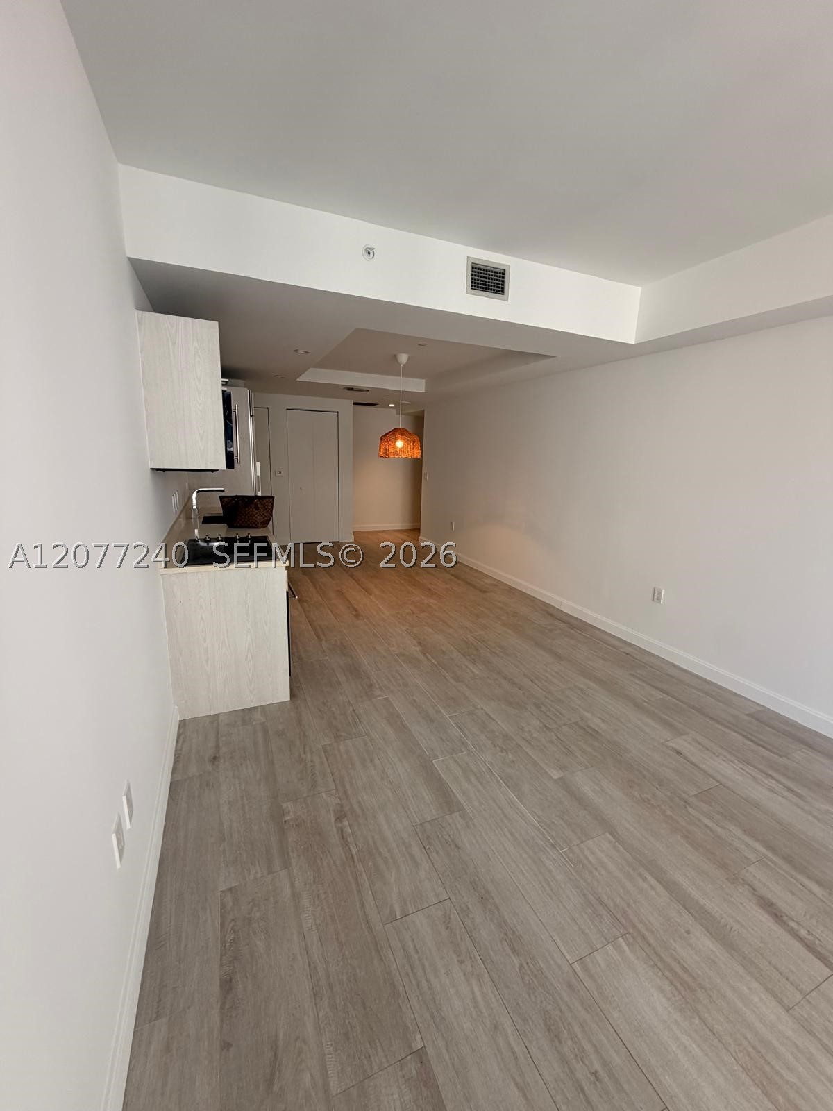 55 SW 9th St #3609, Miami FL 33130