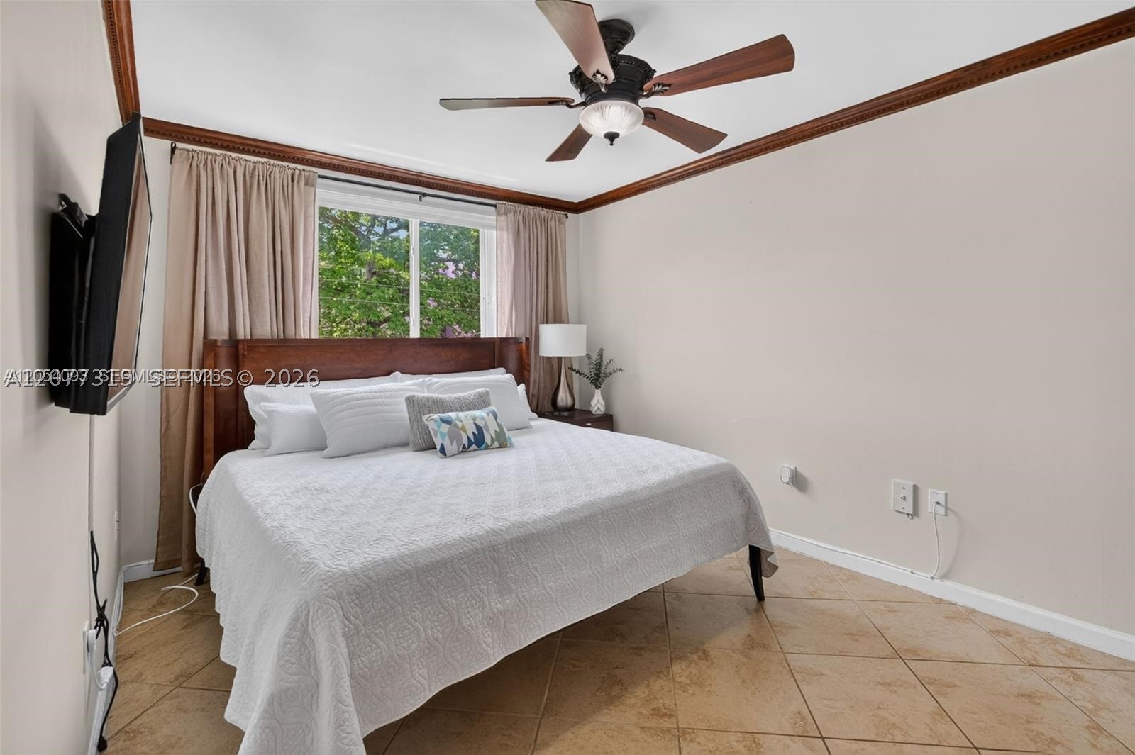 1060 NW 7th St #205, Miami FL 33136