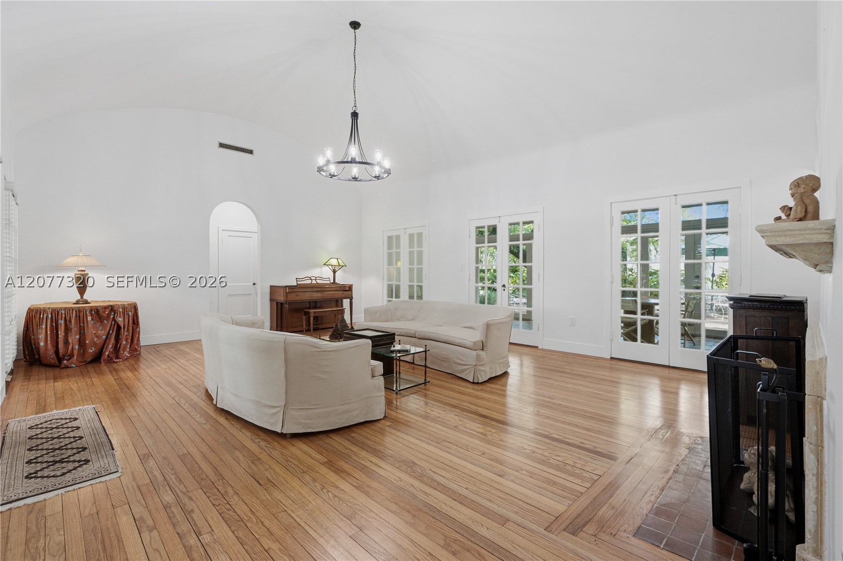 665 N Greenway Dr, Coral Gables FL 33134