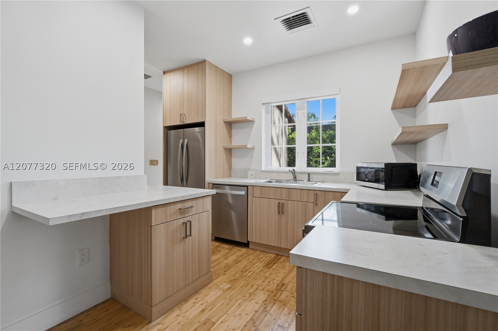 665 N Greenway Dr, Coral Gables FL 33134