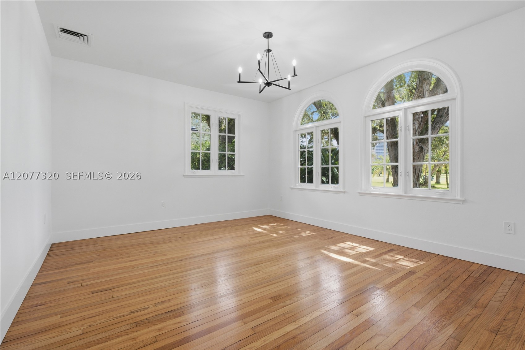 665 N Greenway Dr, Coral Gables FL 33134