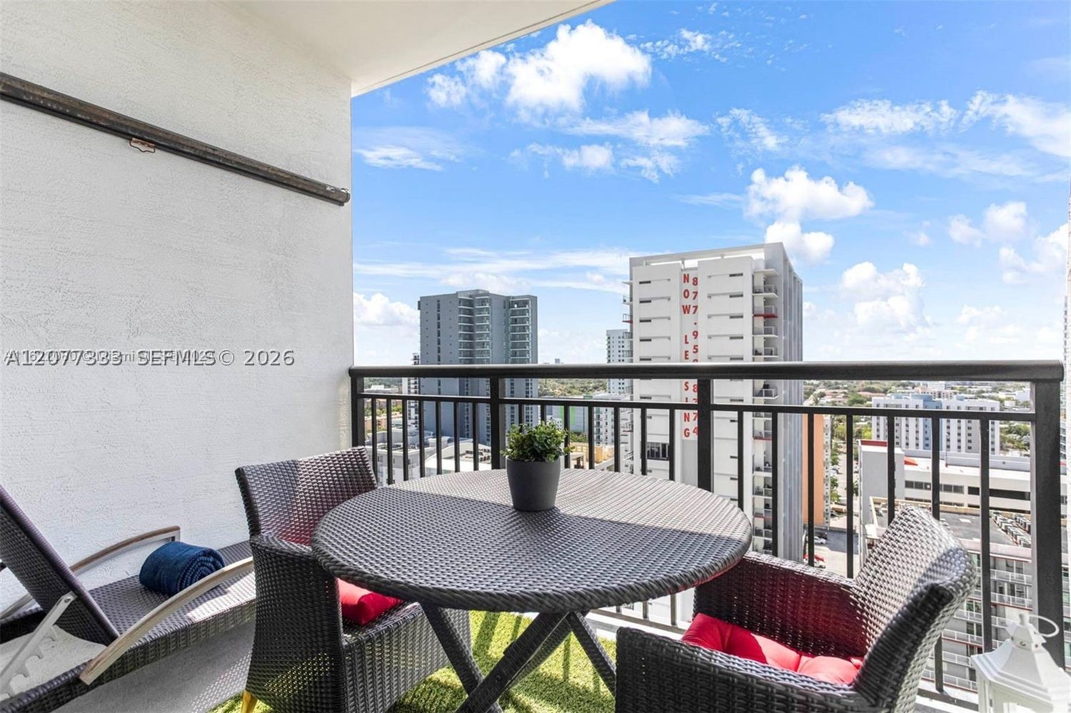 999 SW 1st Ave #1906, Miami FL 33130