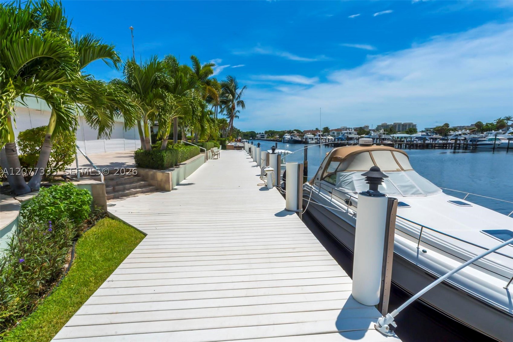 2820 NE 44th St, Lighthouse Point FL 33064