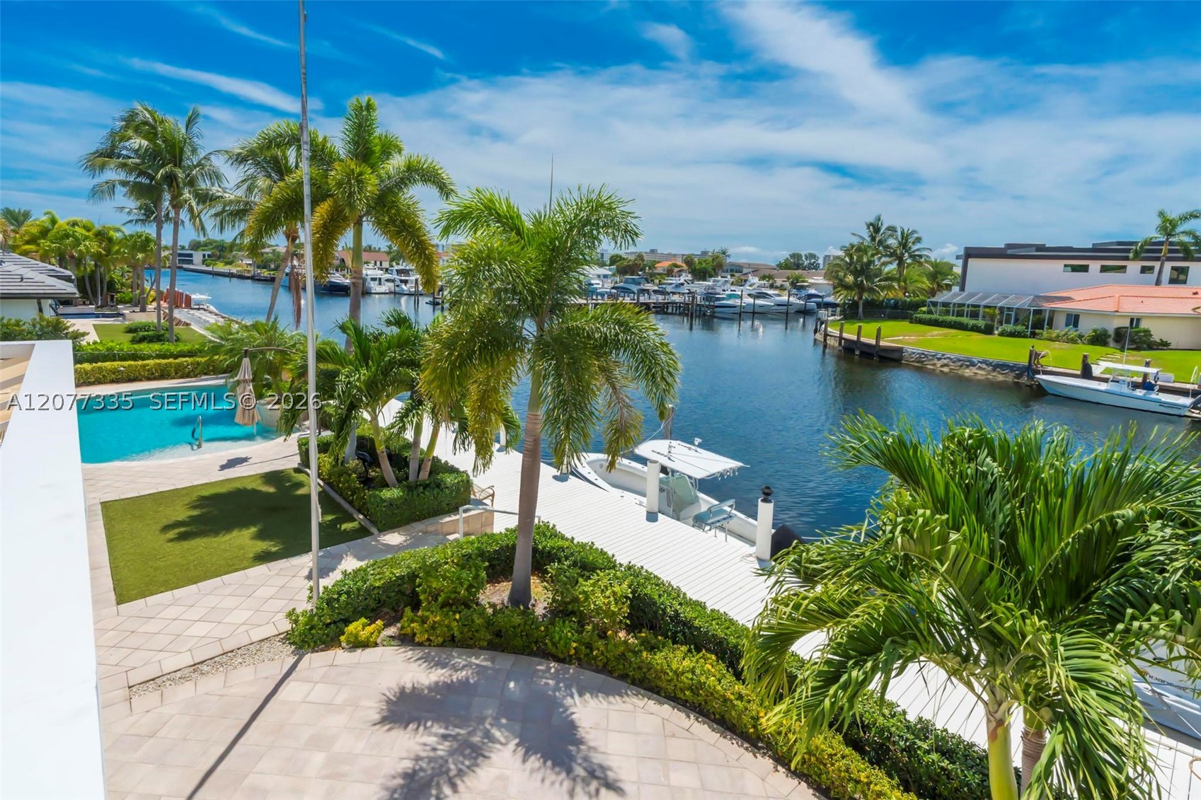 2820 NE 44th St, Lighthouse Point FL 33064