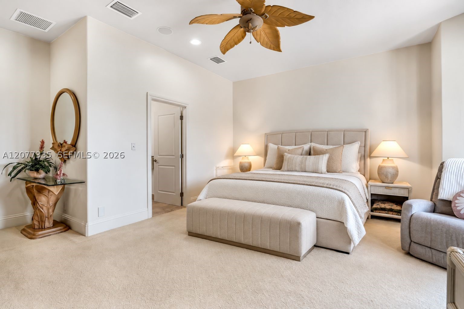 2820 NE 44th St, Lighthouse Point FL 33064