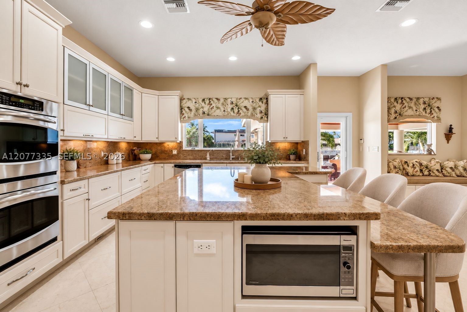 2820 NE 44th St, Lighthouse Point FL 33064
