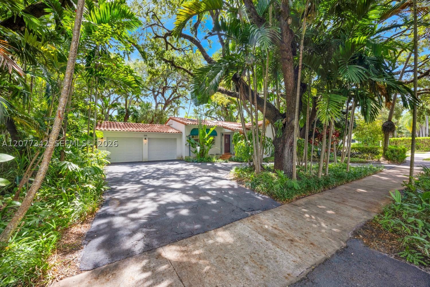 5111 Maggiore St, Coral Gables FL 33146