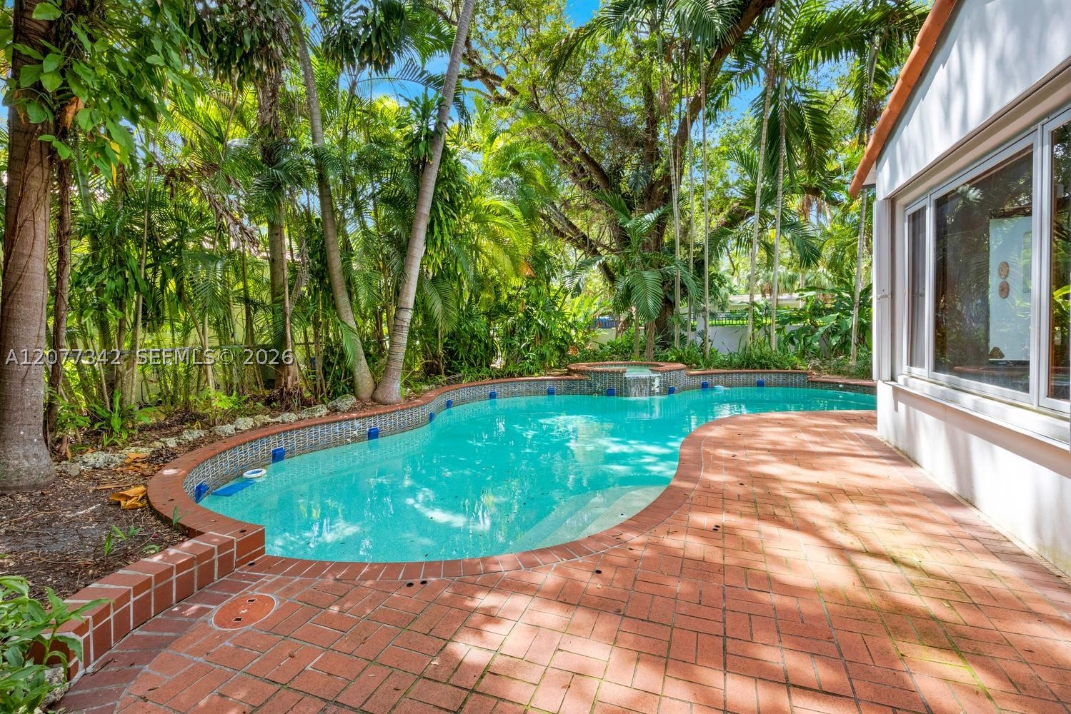 5111 Maggiore St, Coral Gables FL 33146
