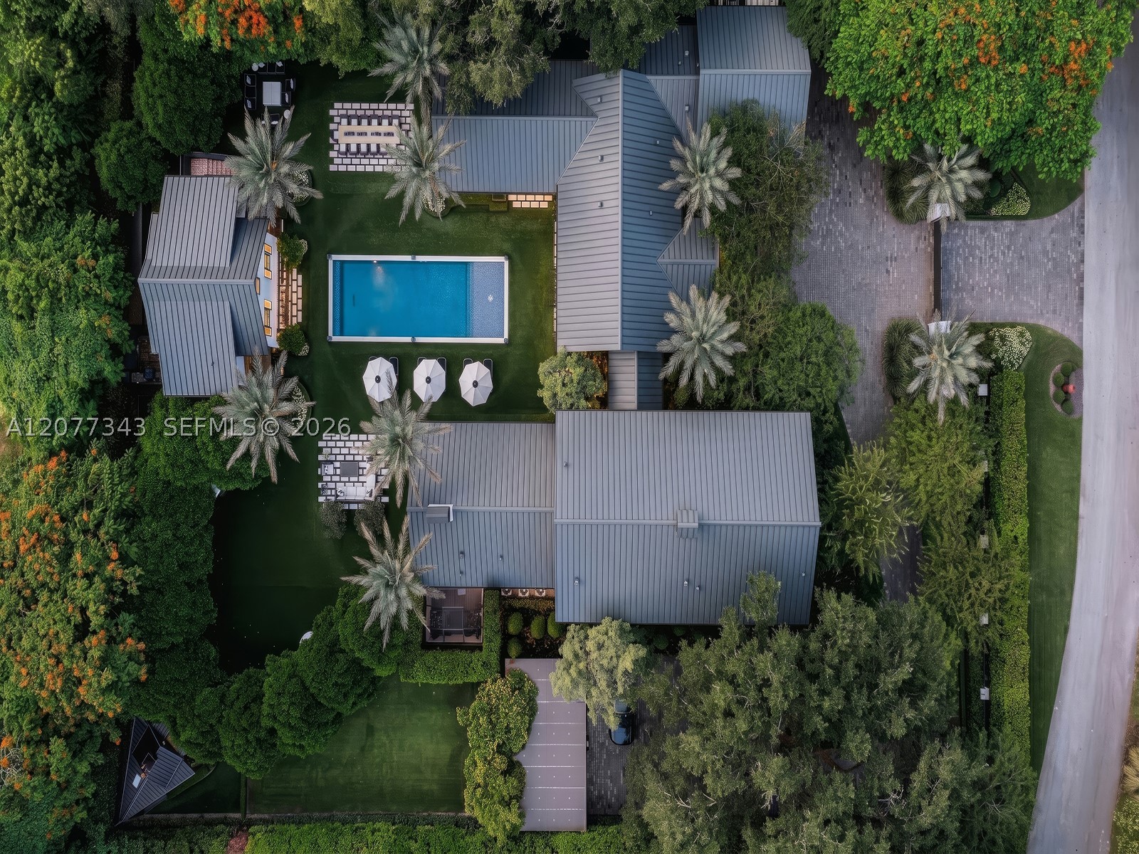 6580 SW 69th Ave, Miami FL 33143