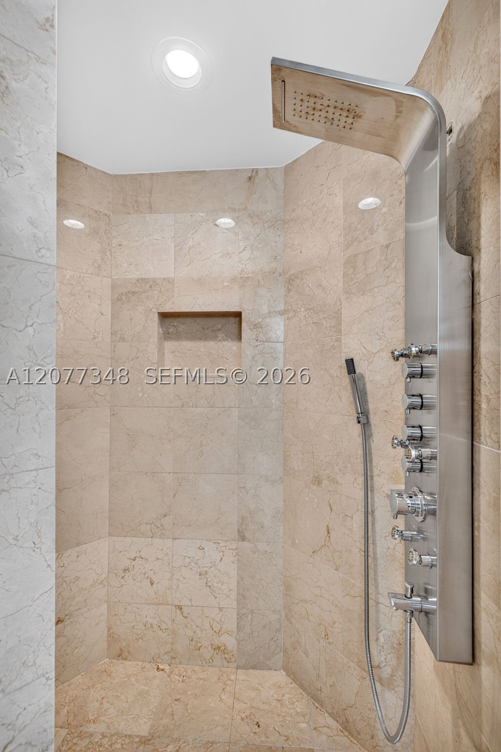 111 SE 8th Ave #705, Fort Lauderdale FL 33301