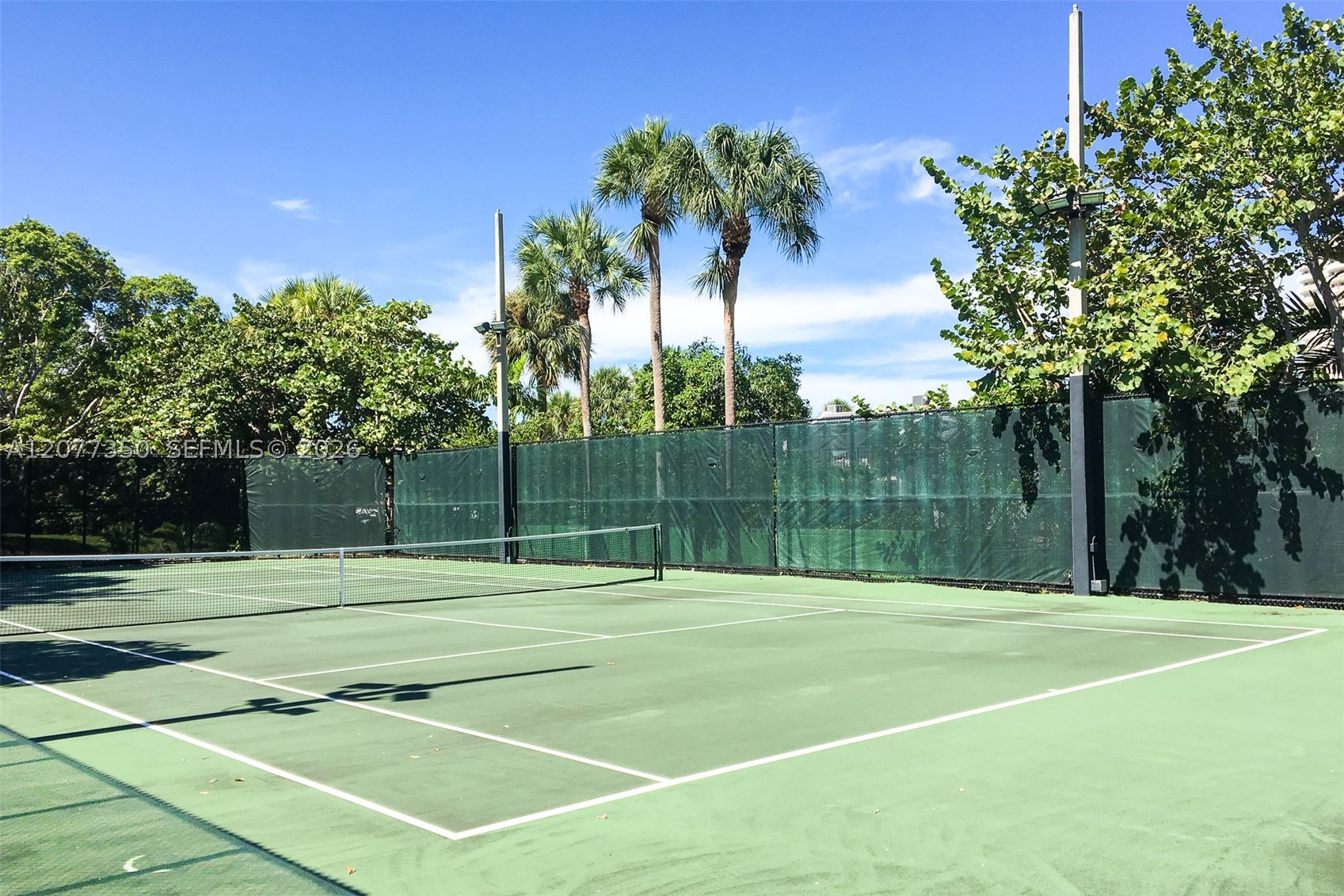 1121 Crandon Blvd #E702, Key Biscayne FL 33149