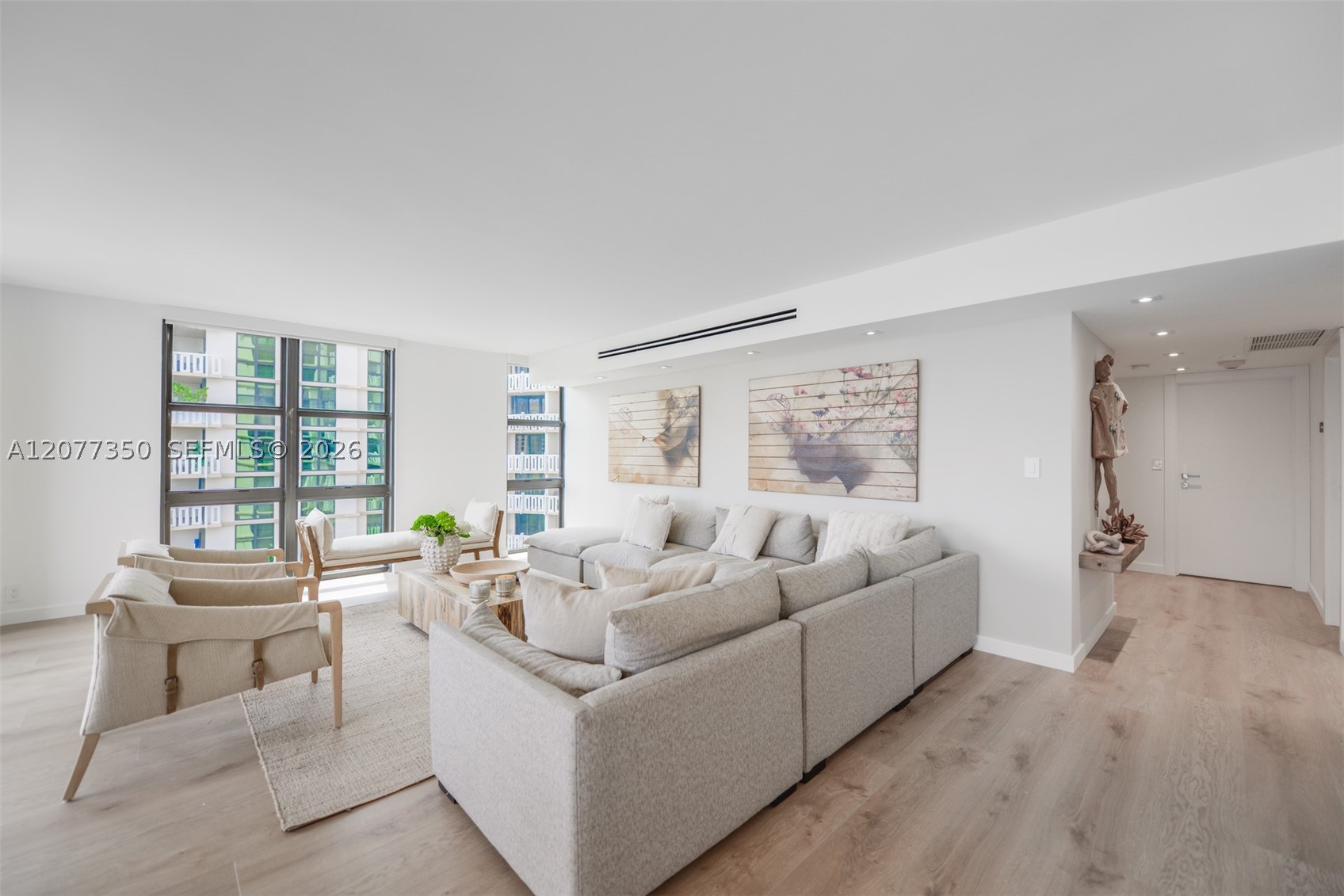 1121 Crandon Blvd #E702, Key Biscayne FL 33149