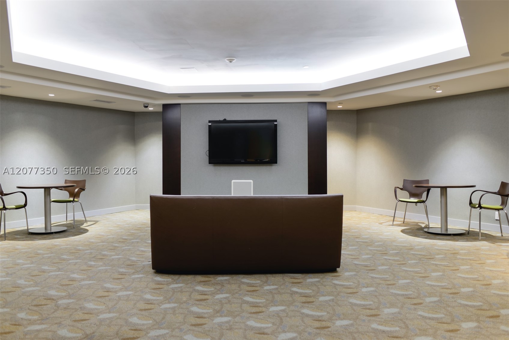 1121 Crandon Blvd #E702, Key Biscayne FL 33149