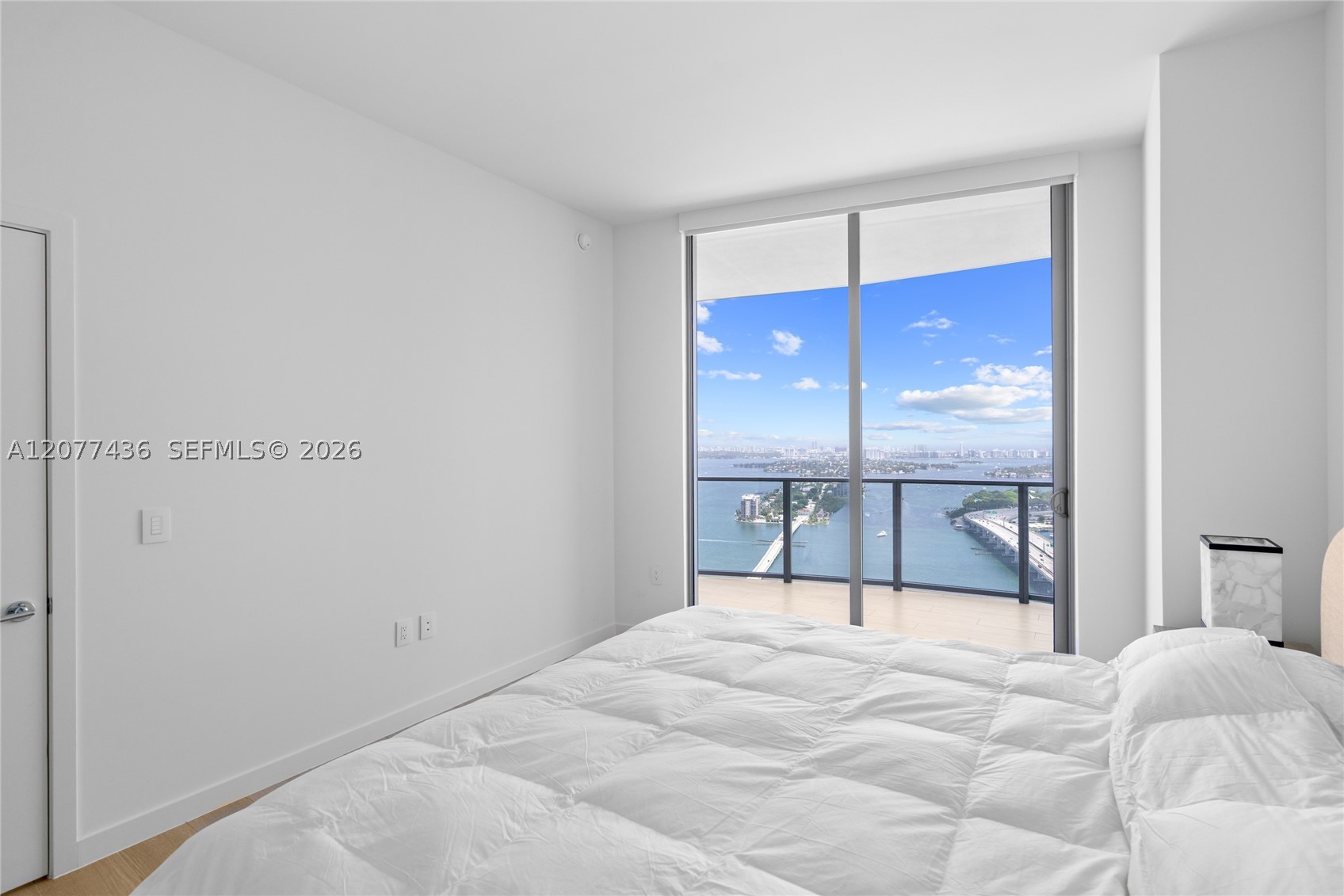 1400 Biscayne Blvd #4203, Miami FL 33132