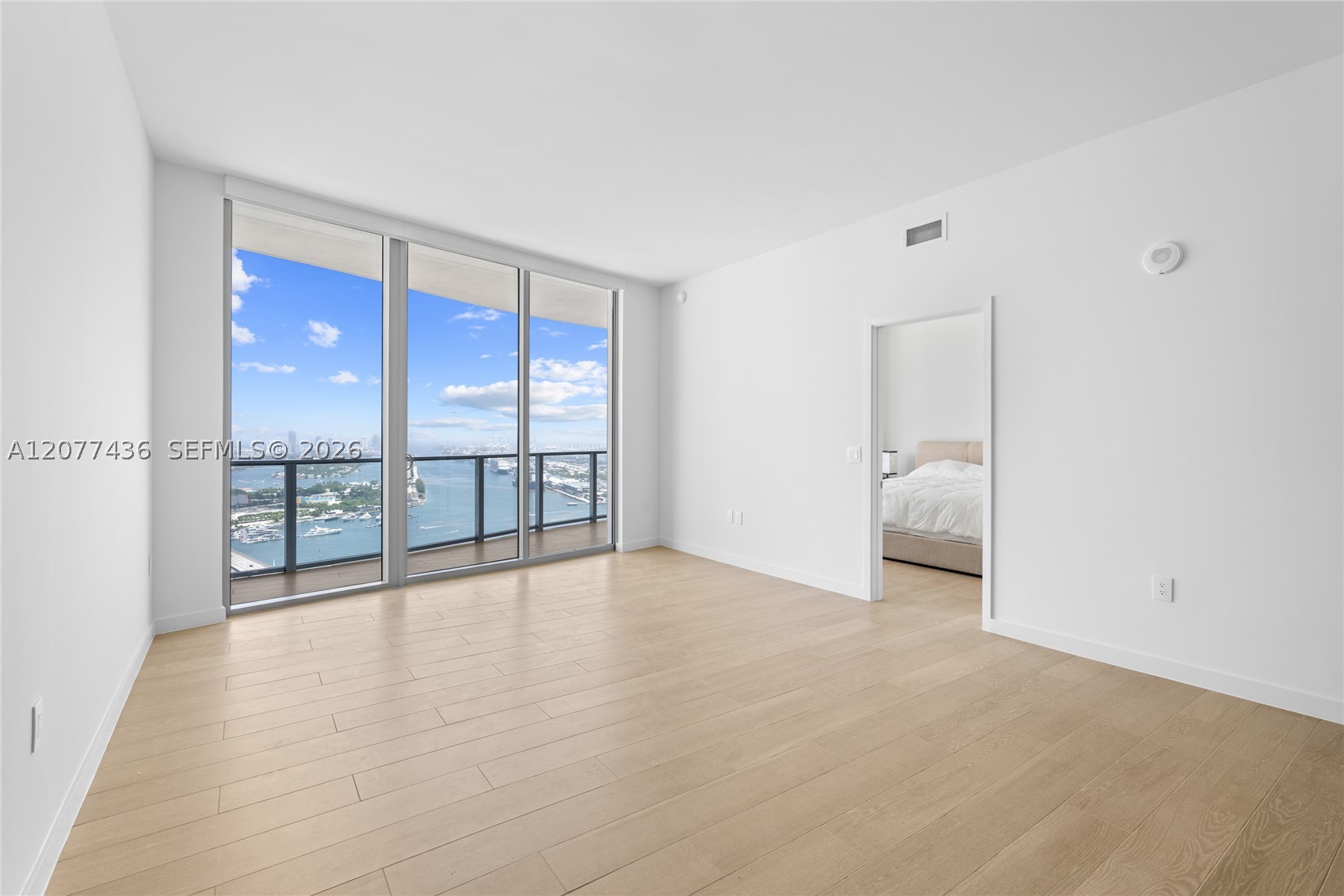 1400 Biscayne Blvd #4203, Miami FL 33132