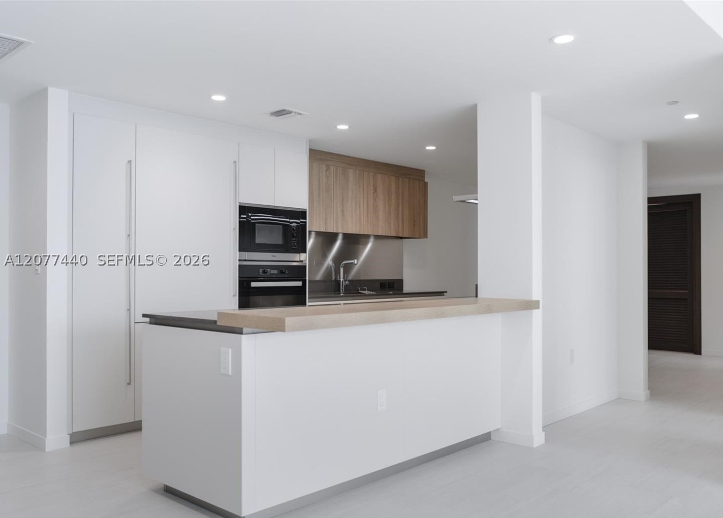 1000 Brickell Plaza #4506, Miami FL 33131