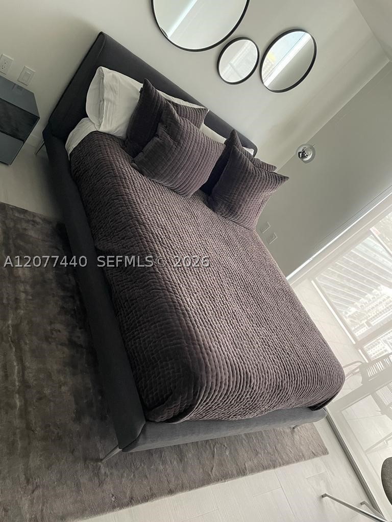 1000 Brickell Plaza #4506, Miami FL 33131