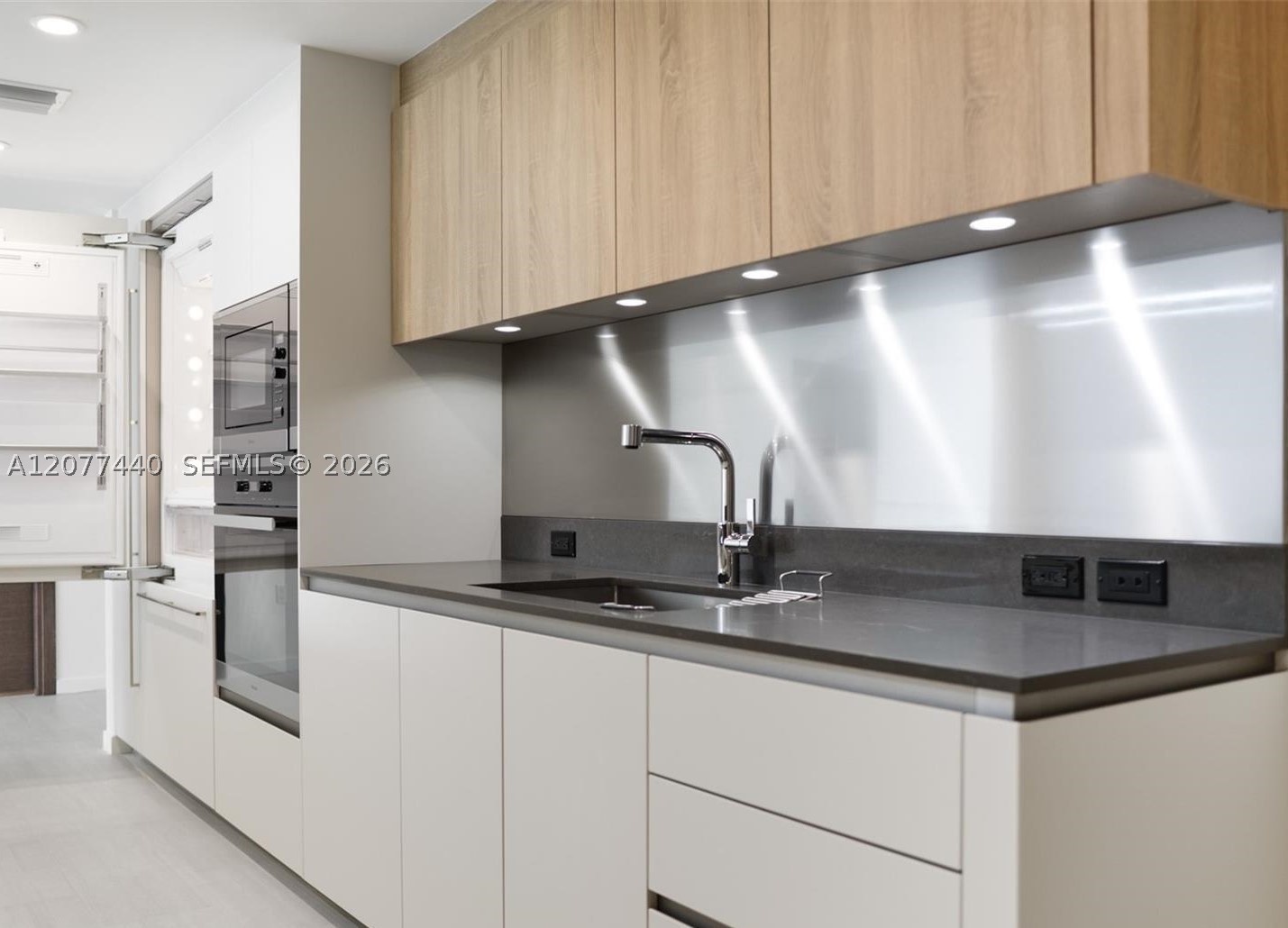 1000 Brickell Plaza #4506, Miami FL 33131