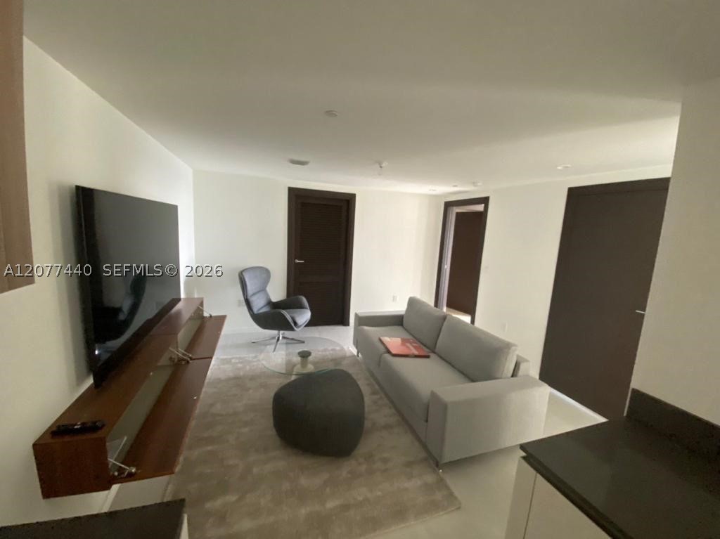 1000 Brickell Plaza #4506, Miami FL 33131