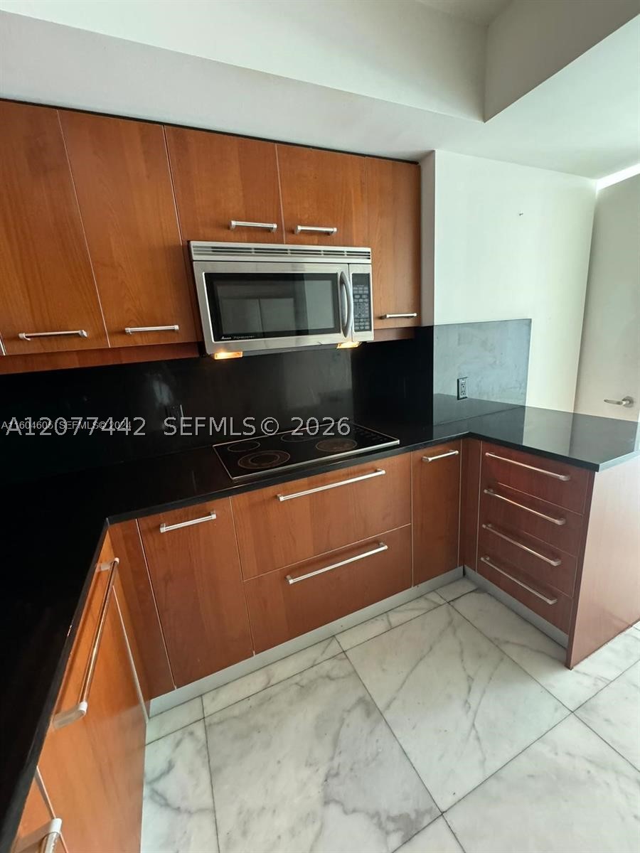 1331 Brickell Bay Dr #1704, Miami FL 33131