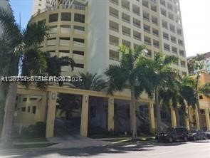 170 SE 14th St #2006, Miami FL 33131