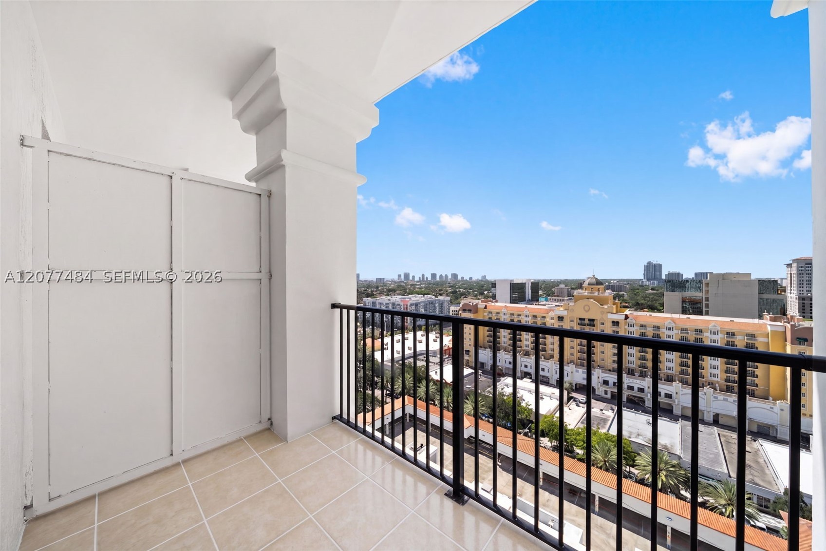 10 Aragon Ave #1601, Coral Gables FL 33134