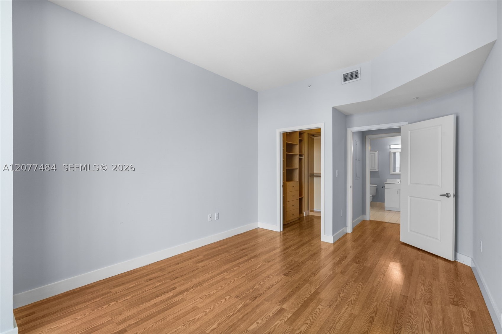 10 Aragon Ave #1601, Coral Gables FL 33134