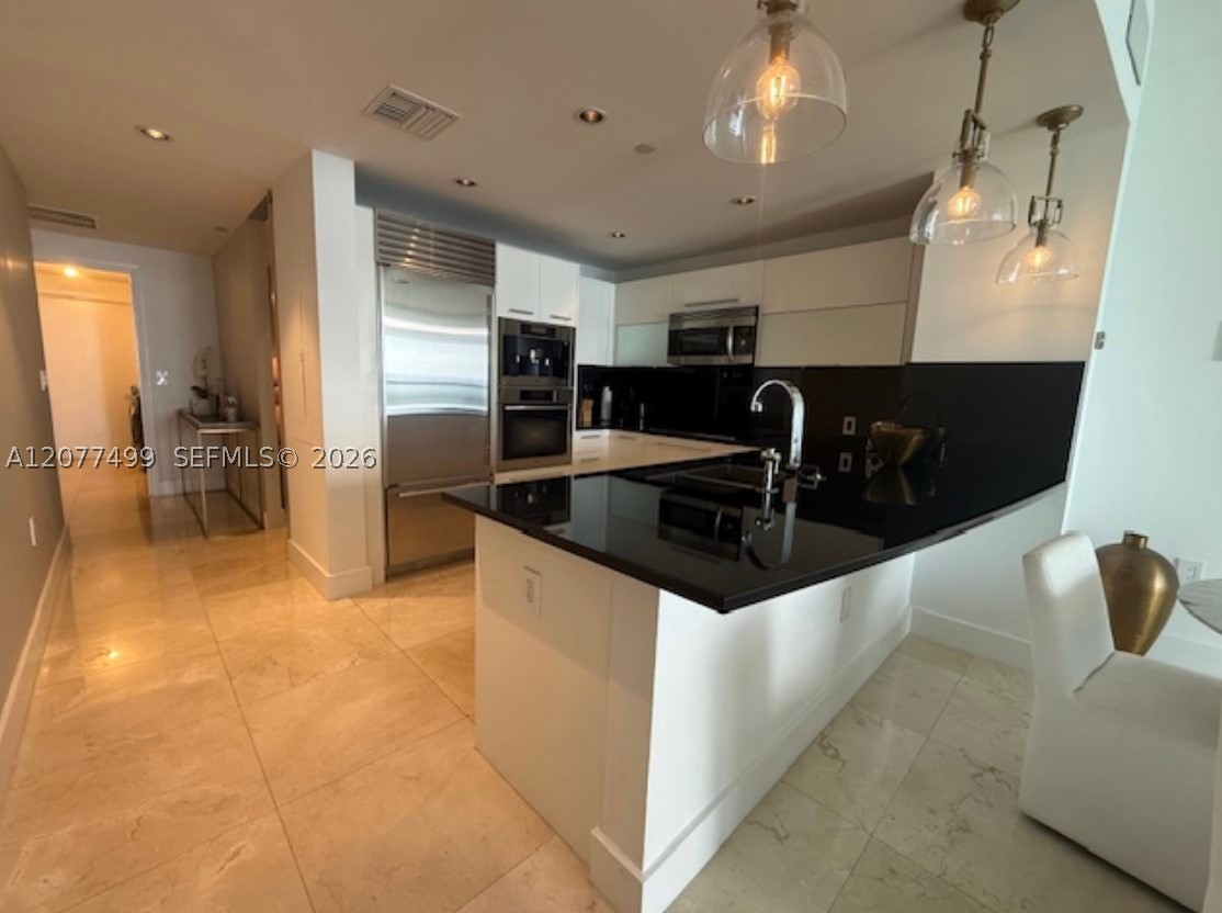17121 Collins Ave #1807, Sunny Isles Beach FL 33160