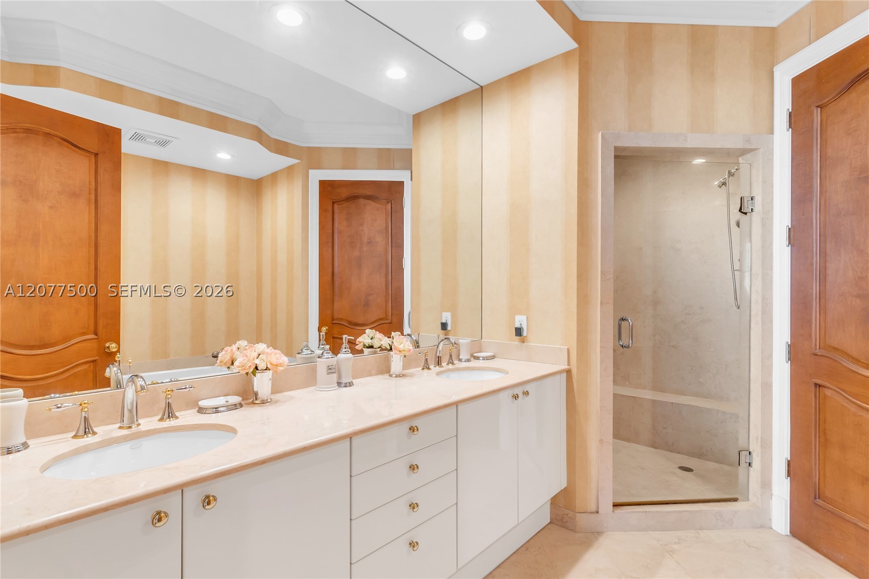 791 Crandon Blvd #PH04, Key Biscayne FL 33149