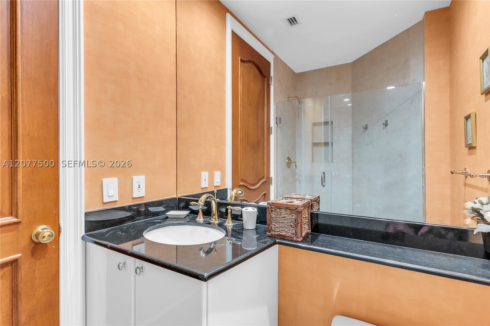 791 Crandon Blvd #PH04, Key Biscayne FL 33149