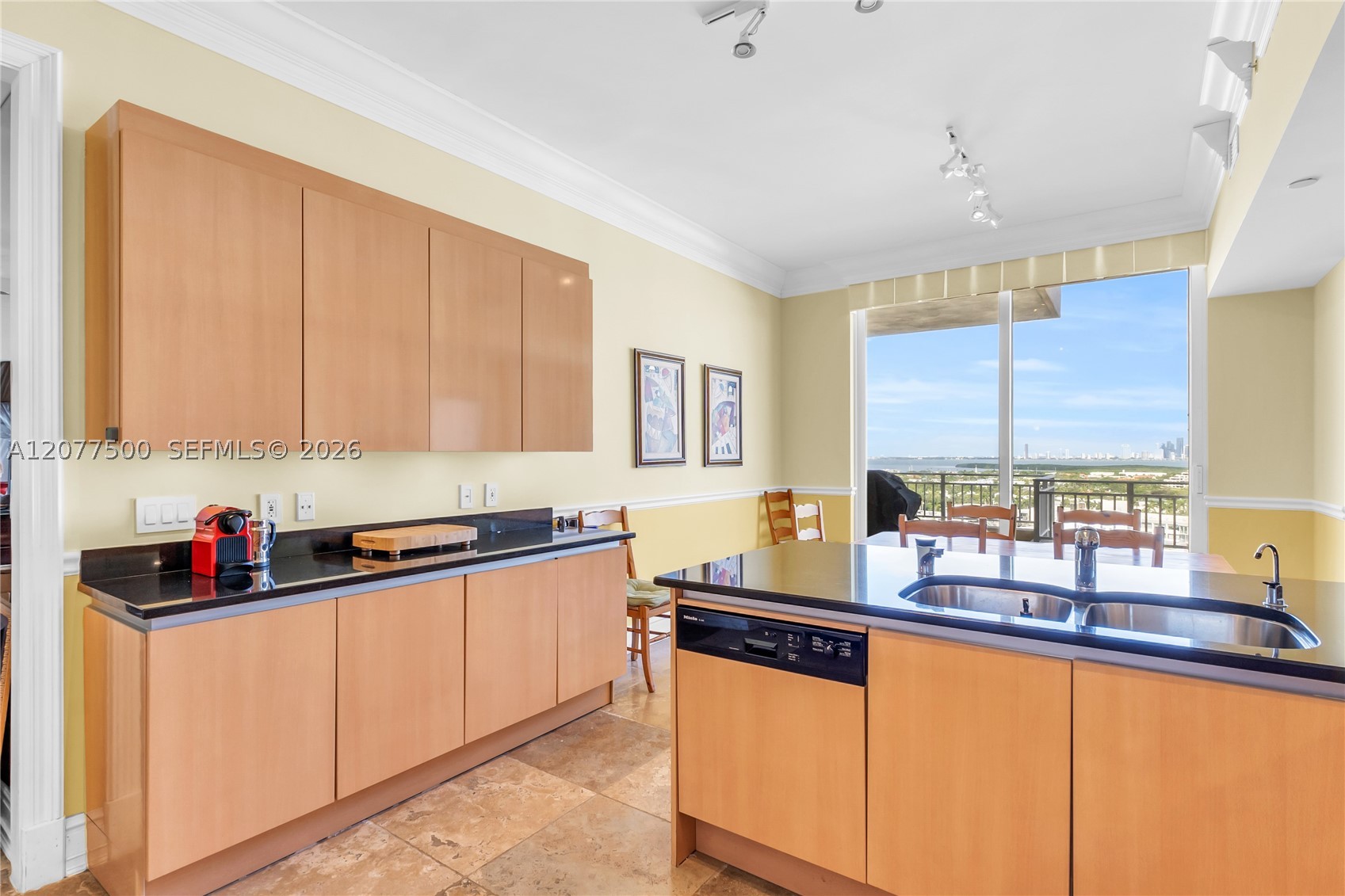 791 Crandon Blvd #PH04, Key Biscayne FL 33149
