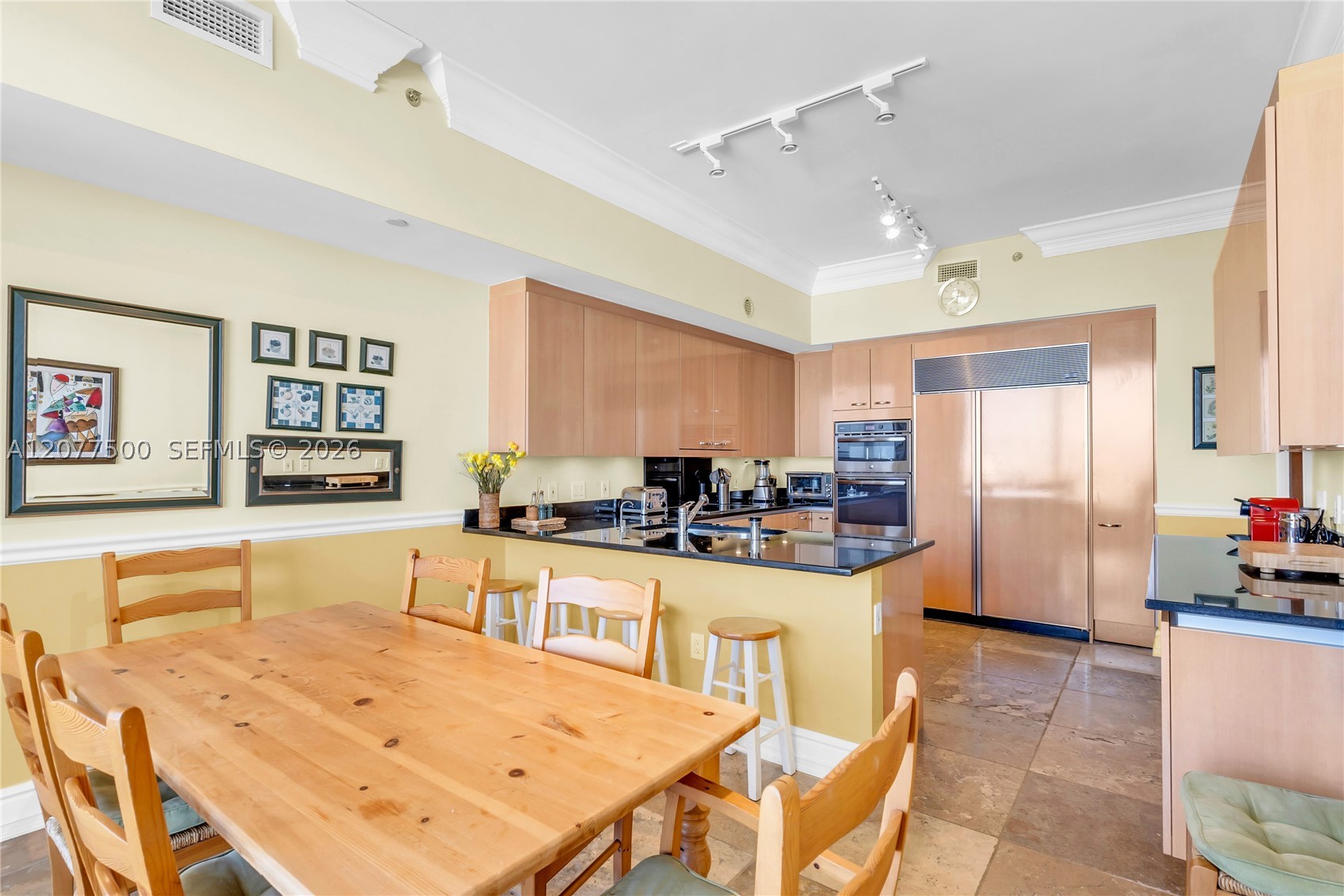 791 Crandon Blvd #PH04, Key Biscayne FL 33149