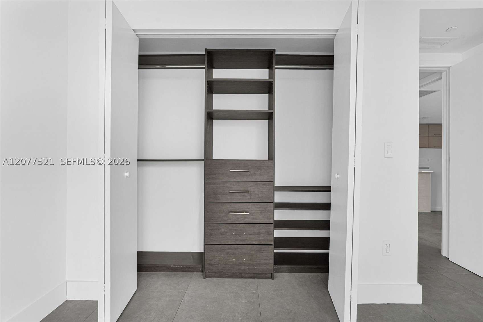 1300 S Miami Ave #2811, Miami FL 33130