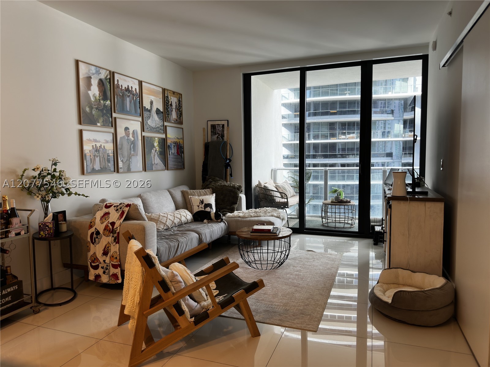 Miami FL 33131 - A12077546