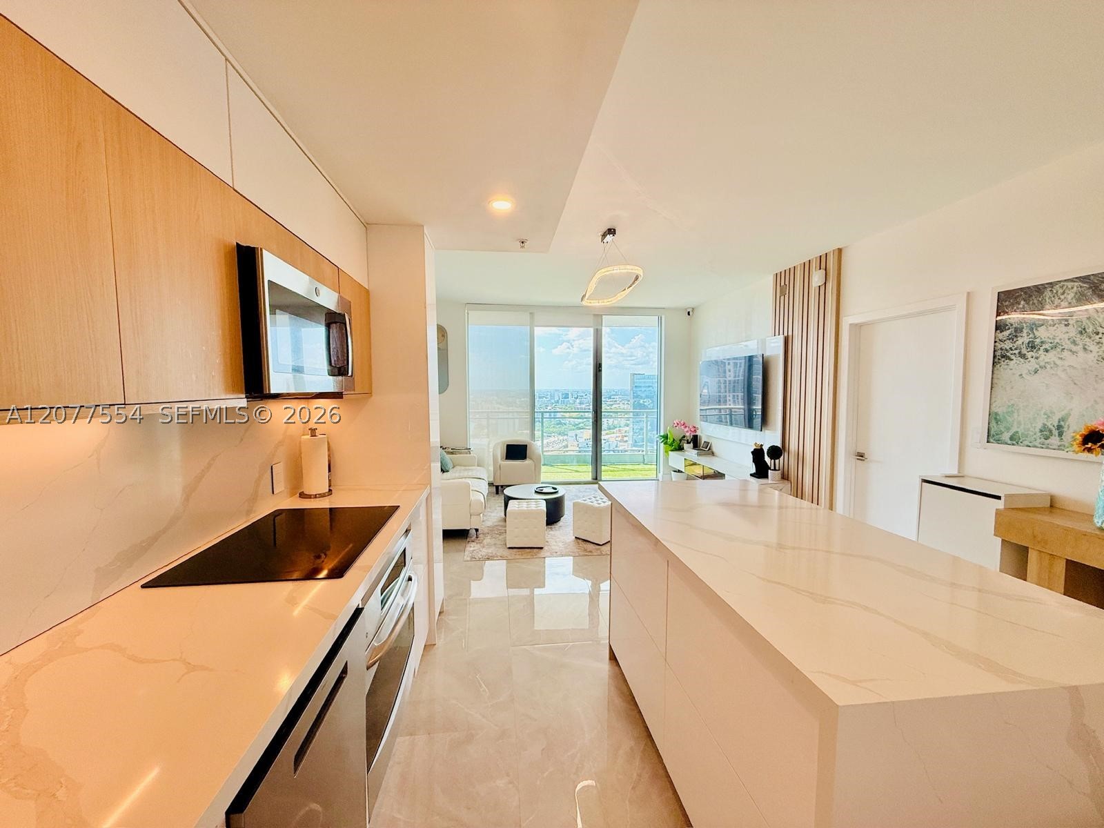90 SW 3rd St #3306, Miami FL 33130
