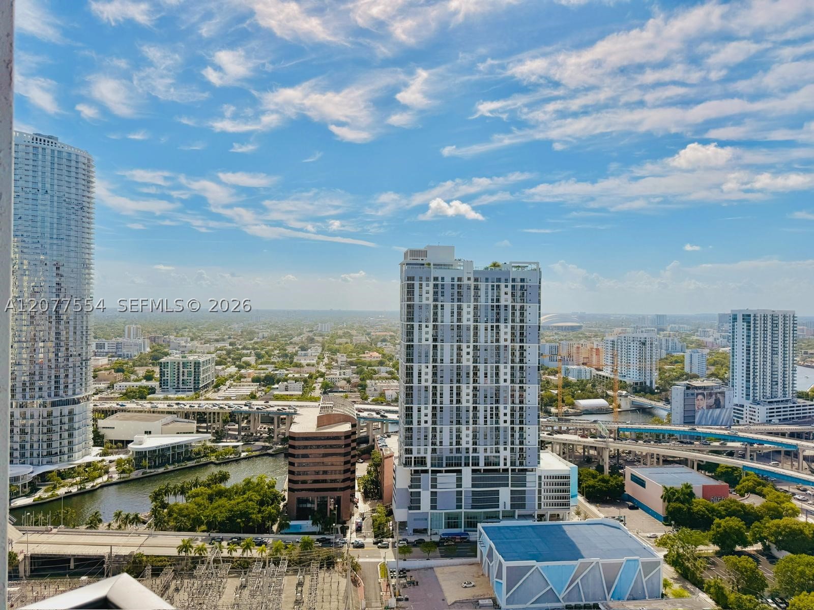 90 SW 3rd St #3306, Miami FL 33130