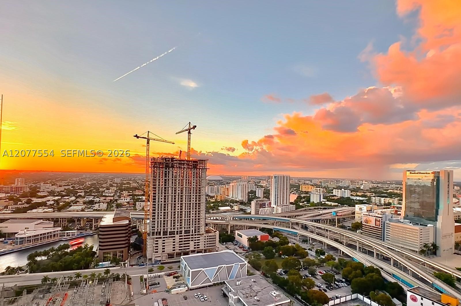 90 SW 3rd St #3306, Miami FL 33130