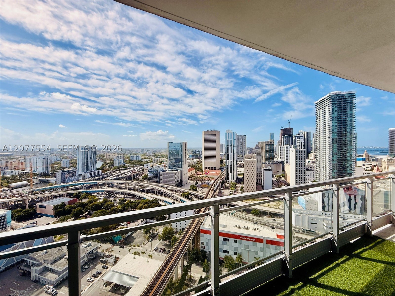 90 SW 3rd St #3306, Miami FL 33130