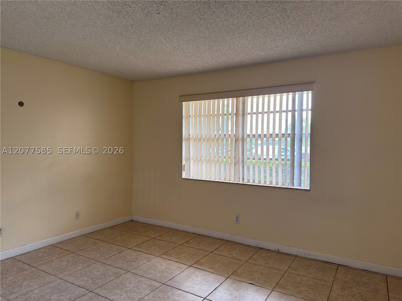 141 SE 3rd Ave #106, Dania Beach FL 33004