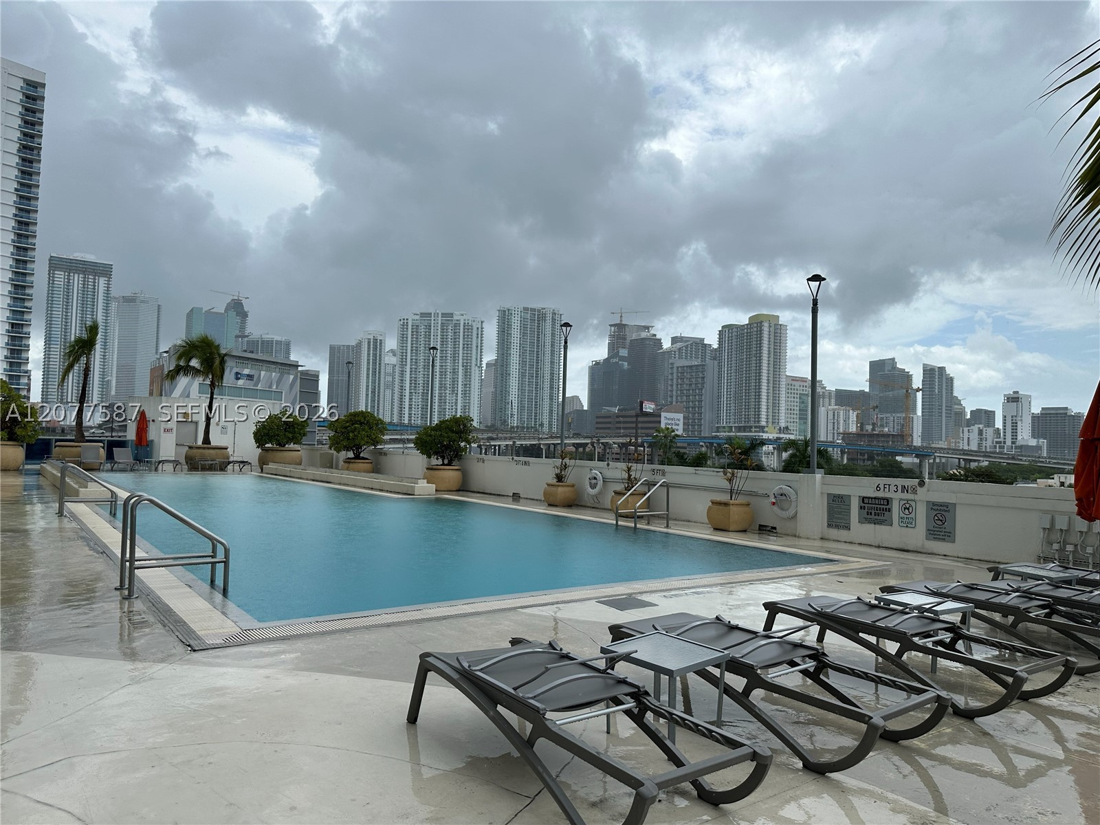 10 SW South River Dr #PHI02, Miami FL 33130
